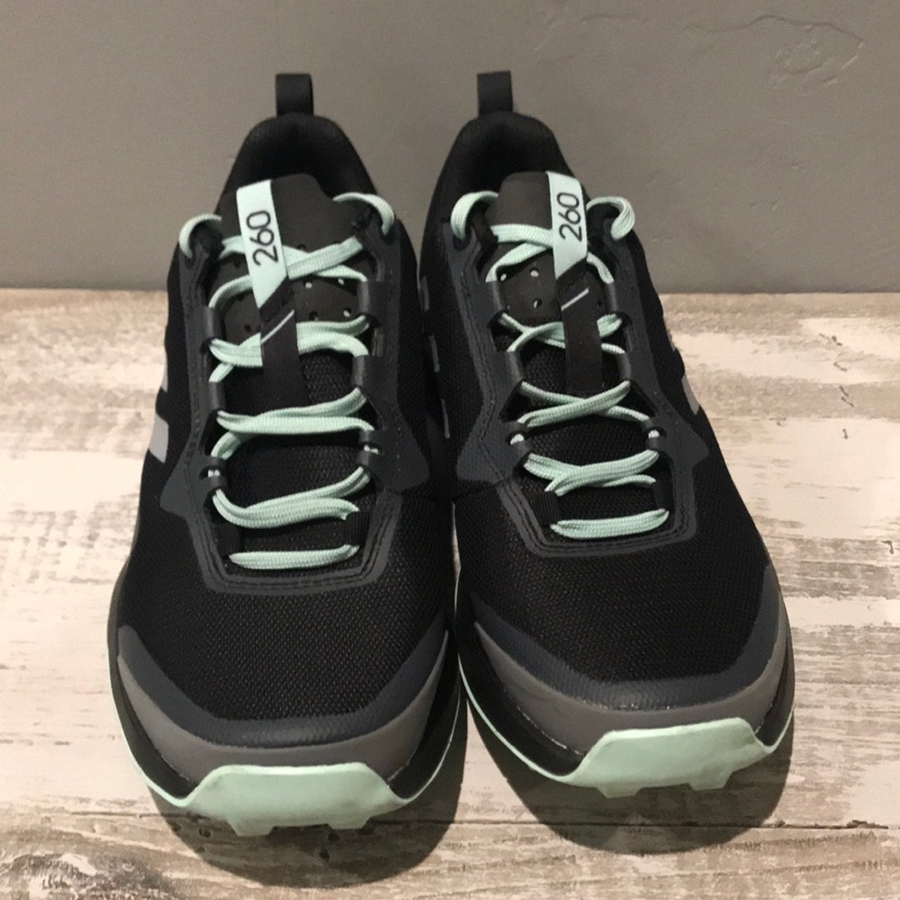 Addias Terrex 260 CMTK size 7 1/2